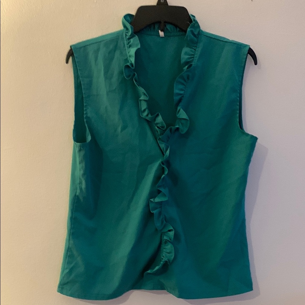 Sleeveless Ruffle Teal Top - In very good use condition